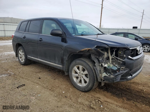2011 Toyota Highlander with VIN 5TDZA3EH4BS016643, listed as a Copart auction lot 87071664 with 201,030 mi miles and Non Repairable. Bid and sale history available at carsss.com. Image 4.