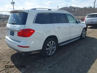 2016 Mercedes-Benz GL with VIN 4JGDF6EE8GA688532, listed as a IAAI auction lot 41875634 with 52,539 mi miles. Bid and sale history available at carsss.com. Image 4.