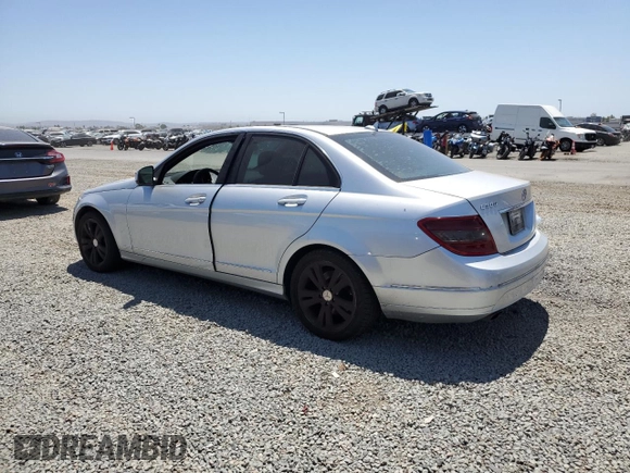 2008 Mercedes-Benz C 300 Sport z VIN WDDGF54X98F065106, wystawiony jako Copart lot #61669995 z przebiegiem 197 374 mil mil oraz Czysty tytuł • Clean title. Historia ofert i sprzedaży dostępna na DreamBid. Obrazek 2.