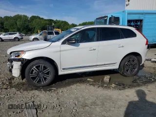 2017 Volvo XC60 Dynamic z VIN YV440MDRXH2071771, wystawiony jako Copart lot #56673365 z przebiegiem 62 637 mil mil oraz Szkoda całkowita • Salvage title. Historia ofert i sprzedaży dostępna na DreamBid. Obrazek 1.