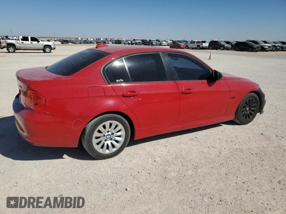 2009 BMW 3 Series 328i with VIN WBAPH775X9NM46039, listed as a Copart auction lot 48426895 with 170,607 mi miles and Clean title. Bid and sale history available at DreamBid. Image 3.