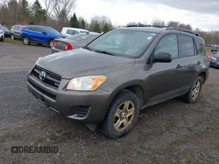 2011 Toyota RAV4 with VIN 2T3BK4DV1BW048945, listed as a IAAI auction lot 42047540 with 215,032 mi miles. Bid and sale history available at carsss.com. Image 2.