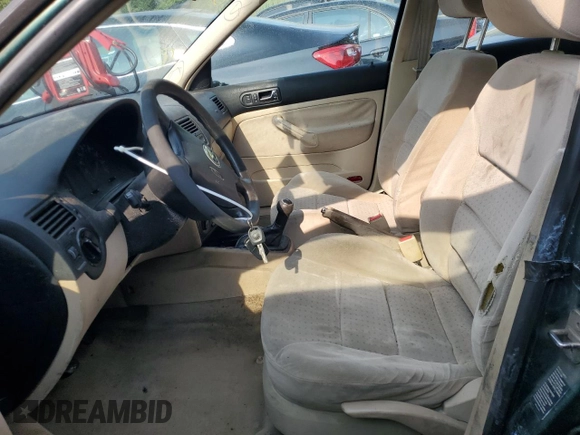 2001 Volkswagen Jetta with VIN 3VWST29M31M013547, listed as a Copart auction lot 60316525 with 156,596 mi miles and Salvage title. Bid and sale history available at DreamBid. Image 7.