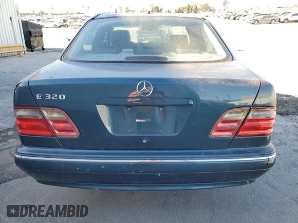 2001 Mercedes-Benz E-Class with VIN WDBJF65J81B351041, listed as a Copart auction lot 80555014 with 172,091 mi miles and Clean Title. Bid and sale history available at carsss.com. Image 6.
