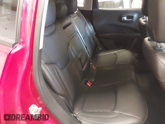 2018 Jeep Compass Altitude with VIN 3C4NJDBB9JT304330, listed as a IAAI auction lot 41886905 with 45,700 mi miles and . Bid and sale history available at carsss.com. Image 8.