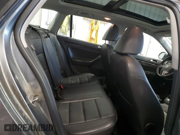 2010 Volkswagen Jetta with VIN 3VWTL8AJXAM660326, listed as a Copart auction lot 57861165 with 272,518 mi miles and Non repairable. Bid and sale history available at DreamBid. Image 10.