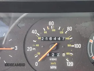 1990 Volvo 240 с VIN YV1AA8841L1418504, выставлен на аукционе IAAI как лот 42110540 с пробегом 216 447 миль миль и . История ставок и продаж доступна на DreamBid. Изображение 15.