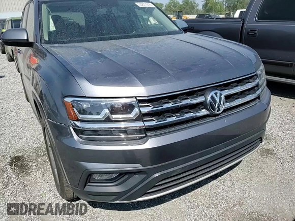 2018 Volkswagen Atlas SE with VIN 1V2CR2CA7JC563628, listed as a Copart auction lot 53817815 with 128,292 mi miles and Salvage title. Bid and sale history available at DreamBid. Image 14.