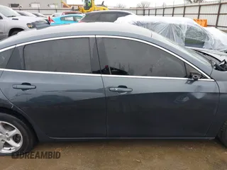 2019 Chevrolet Malibu LT with VIN 1G1ZD5ST4KF141307, listed as a IAAI auction lot 41513580 with 130,388 mi miles and . Bid and sale history available at DreamBid. Image 14.
