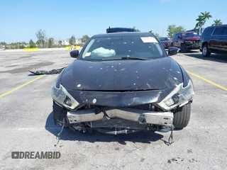 2017 Nissan Maxima SV with VIN 1N4AA6AP0HC363317, listed as a IAAI auction lot 41827159 with 132,334 mi miles. Bid and sale history available at carsss.com. Image 6.