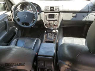 2005 Mercedes-Benz M 350 with VIN 4JGAB57E05A525053, listed as a Copart auction lot 56930405 with 189,146 mi miles and Salvage title. Bid and sale history available at DreamBid. Image 8.