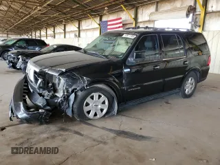 2005 Lincoln Navigator Luxury z VIN 5LMFU28525LJ24814, wystawiony jako Copart lot #53971705 z przebiegiem 178 927 mil mil oraz Szkoda całkowita • Salvage title. Historia ofert i sprzedaży dostępna na DreamBid. Obrazek 1.