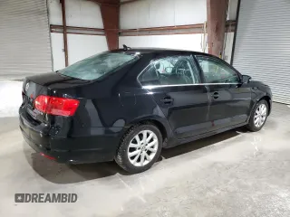 2013 Volkswagen Jetta SE с VIN 3VWDP7AJ5DM249908, выставлен на аукционе Copart как лот 53951765 с пробегом 240 040 миль миль и Списание • Salvage title. История ставок и продаж доступна на DreamBid. Изображение 3.