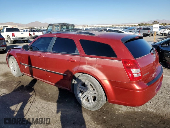 2005 Dodge Magnum RT with VIN 2D8GV582X5H124753, listed as a Copart auction lot 81355944 with 136,951 mi miles and Salvage Title. Bid and sale history available at DreamBid. Image 2.