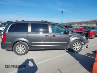 2016 Chrysler Town & Country Touring with VIN 2C4RC1BG0GR295907, listed as a IAAI auction lot 41254364 with 153,654 mi miles. Bid and sale history available at carsss.com. Image 13.
