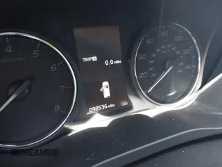 2020 Mitsubishi Outlander SE z VIN JA4AD3A30LZ029043, wystawiony jako IAAI lot #41976692 z przebiegiem 98 536 mil mil oraz . Historia ofert i sprzedaży dostępna na DreamBid. Obrazek 7.