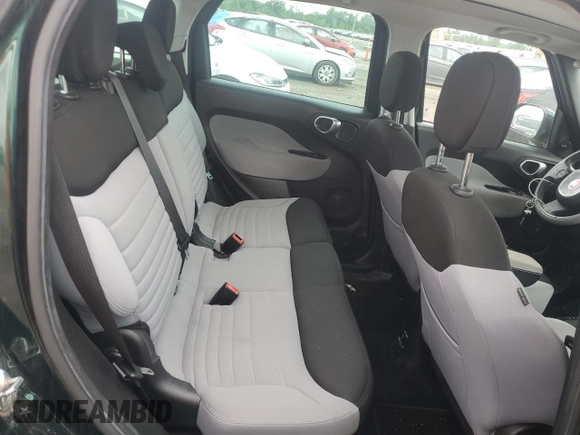 2014 FIAT 500L Easy z VIN ZFBCFABH9EZ016885, wystawiony jako Copart lot #58693655 z przebiegiem 162 898 mil mil oraz Czysty tytuł • Clean title. Historia ofert i sprzedaży dostępna na DreamBid. Obrazek 10.