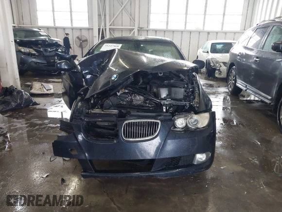 2010 BMW 3 Series 328i with VIN WBAWB3C55AP139074, listed as a IAAI auction lot 41247468 with 1 mi miles. Bid and sale history available at carsss.com. Image 13.