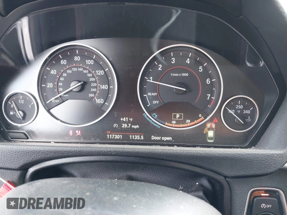 2018 BMW 3 Series 330i xDrive with VIN WBA8D9G52JNU68682, listed as a IAAI auction lot 41421618 with 117,301 mi miles and . Bid and sale history available at DreamBid. Image 7.
