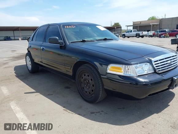 2008 Ford Police Interceptor z VIN 2FAFP71V98X160096, wystawiony jako IAAI lot #42041147 z przebiegiem 223 577 mil mil oraz . Historia ofert i sprzedaży dostępna na DreamBid. Obrazek 1.