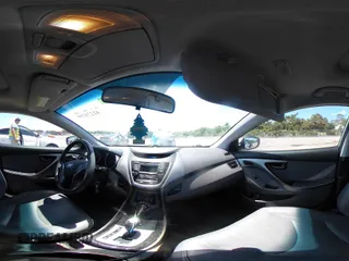 2013 Hyundai Elantra GLS с VIN KMHDH4AE8DU765351, выставлен на аукционе IAAI как лот 42274298 с пробегом 104 922 миль миль и . История ставок и продаж доступна на DreamBid. Изображение 19.