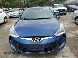 2017 Hyundai Veloster with VIN KMHTC6AD8HU324368, listed as a Copart auction lot 37286853 with 90,777 mi miles. Bid and sale history available at carsss.com. Image 5.
