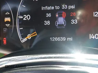 2018 Jeep Grand Cherokee Laredo E z VIN 1C4RJEAG9JC131344, wystawiony jako IAAI lot #42218060 z przebiegiem 126 639 mil mil oraz . Historia ofert i sprzedaży dostępna na DreamBid. Obrazek 16.
