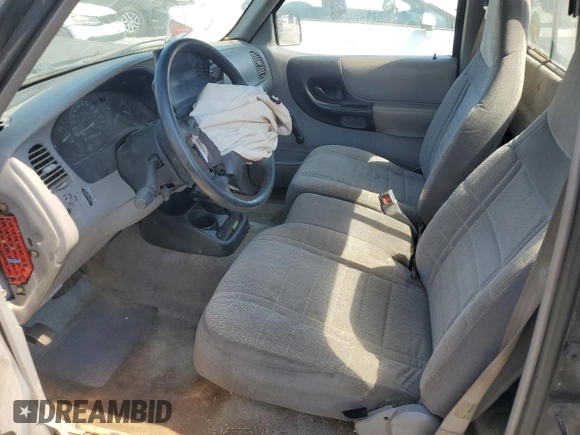 1997 Ford Ranger XL z VIN 1FTCR10U2VUA82888, wystawiony jako Copart lot #53454185 z przebiegiem 238 100 mil mil oraz Szkoda całkowita • Salvage title. Historia ofert i sprzedaży dostępna na DreamBid. Obrazek 7.