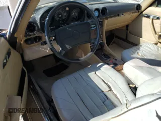 1987 Mercedes-Benz 560 with VIN WDBBA48D1HA062323, listed as a Copart auction lot 70785994 with 138,909 mi miles and Clean Title. Bid and sale history available at carsss.com. Image 8.