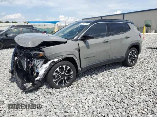 2024 Jeep Compass Limited with VIN 3C4NJDCN6RT579853, listed as a Copart auction lot 57946295 with 3,978 mi miles and Non repairable. Bid and sale history available at DreamBid. Image 1.