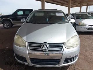 2007 Volkswagen Jetta Sedan 2.5L with VIN 3VWSG71K27M033082, listed as a IAAI auction lot 41819794 with 239,939 mi miles. Bid and sale history available at carsss.com. Image 6.