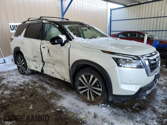 2024 Nissan Pathfinder Platinum z VIN 5N1DR3DK2RC225287, wystawiony jako Copart lot #89407945 z przebiegiem 20 991 mil mil oraz Szkoda całkowita • Salvage title. Historia ofert i sprzedaży dostępna na DreamBid. Obrazek 4.