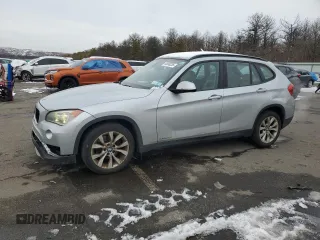 2013 BMW X1 xDrive28i z VIN WBAVL1C59DVR84846, wystawiony jako Copart lot #44846235 z przebiegiem 114 978 mil mil oraz Czysty tytuł • Clean title. Historia ofert i sprzedaży dostępna na DreamBid. Obrazek 1.