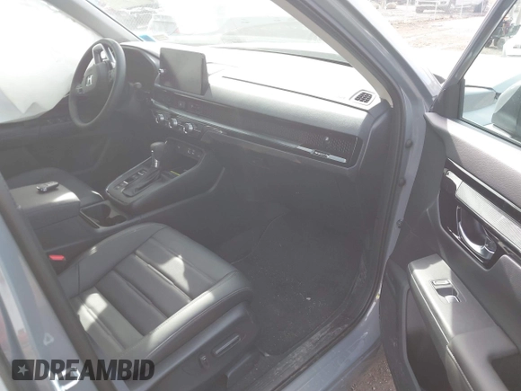 2025 Honda CR-V EX-L with VIN 2HKRS4H76SH441681, listed as a IAAI auction lot 41827882 with 4,464 mi miles and . Bid and sale history available at DreamBid. Image 5.