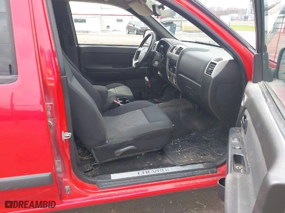 2008 Chevrolet Colorado LT w/1LT with VIN 1GCDT33E088223864, listed as a IAAI auction lot 41952417 with 148,095 mi miles. Bid and sale history available at carsss.com. Image 5.