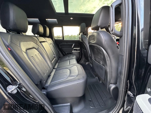 2022 Land Rover Defender X-Dynamic SE with VIN SALE27RU6N2089320, listed as a Copart auction lot 64334285 with 87,585 mi miles and Clean title. Bid and sale history available at DreamBid. Image 6.