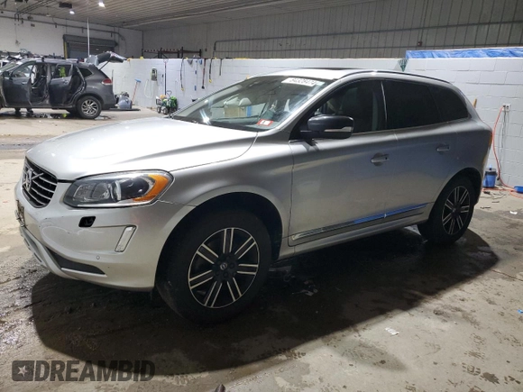2017 Volvo XC60 Dynamic z VIN YV440MRR8H2115968, wystawiony jako Copart lot #84328474 z przebiegiem 89 953 mil mil oraz Szkoda całkowita • Salvage title. Historia ofert i sprzedaży dostępna na DreamBid. Obrazek 1.