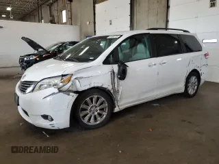 2013 Toyota Sienna XLE z VIN 5TDDK3DC9DS070424, wystawiony jako Copart lot #61406715 z przebiegiem 193 583 mil mil oraz Szkoda całkowita • Salvage title. Historia ofert i sprzedaży dostępna na DreamBid. Obrazek 1.