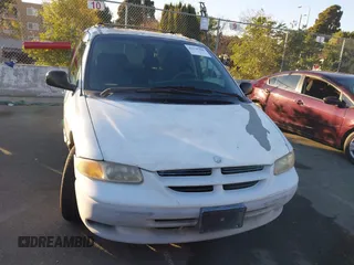 1996 Dodge Grand Caravan with VIN 1B4GP54R7TB387779, listed as a IAAI auction lot 41145400 with 175,662 mi miles and . Bid and sale history available at DreamBid. Image 12.