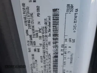 2019 Ford Transit Passenger XL z VIN 1FBAX2CM9KKA36596, wystawiony jako Copart lot #51154695 z przebiegiem 49 212 mil mil oraz Czysty tytuł • Clean title. Historia ofert i sprzedaży dostępna na DreamBid. Obrazek 13.