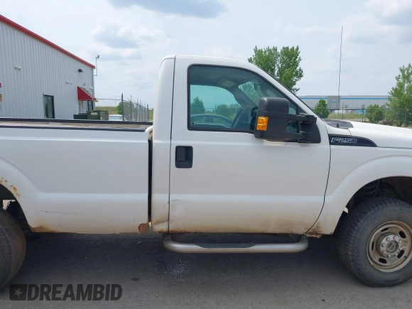 2016 Ford F-250 XLT с VIN 1FTBF2B61GED15892, выставлен на аукционе IAAI как лот 42377404 с пробегом 199 002 миль миль и . История ставок и продаж доступна на DreamBid. Изображение 13.