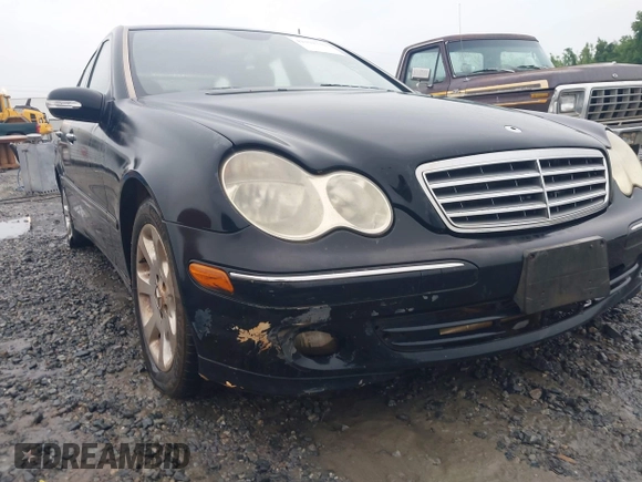 2006 Mercedes-Benz C 280 Luxury with VIN WDBRF92H16F756552, listed as a IAAI auction lot 42102736 with 201,472 mi miles and . Bid and sale history available at DreamBid. Image 6.