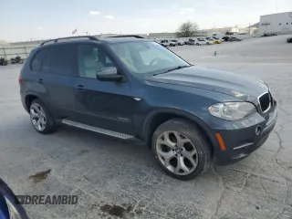 2013 BMW X5 xDrive35i z VIN 5UXZV4C54D0B14923, wystawiony jako Copart lot #50929385 z przebiegiem 249 533 mil mil oraz Tytuł czysty. Historia ofert i sprzedaży dostępna na DreamBid. Obrazek 4.
