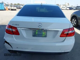 2013 Mercedes-Benz E 350 Luxury with VIN WDDHF5KB7DA695340, listed as a IAAI auction lot 42554859 with 111,939 mi miles and . Bid and sale history available at DreamBid. Image 16.