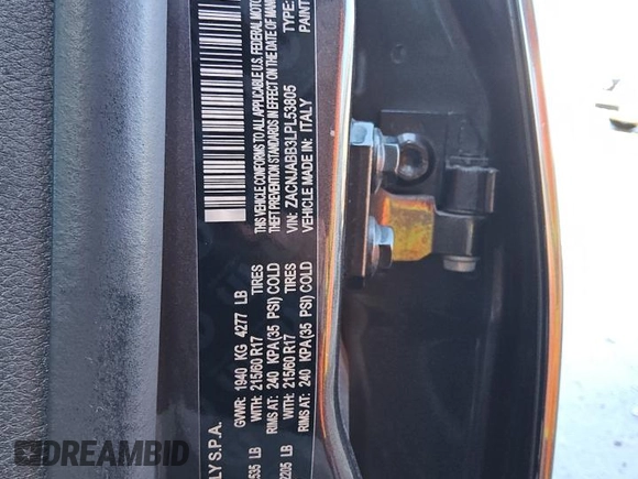 2020 Jeep Renegade Altitude with VIN ZACNJABB3LPL53805, listed as a Copart auction lot 80463374 with 88,190 mi miles and Clean Title. Bid and sale history available at DreamBid. Image 13.