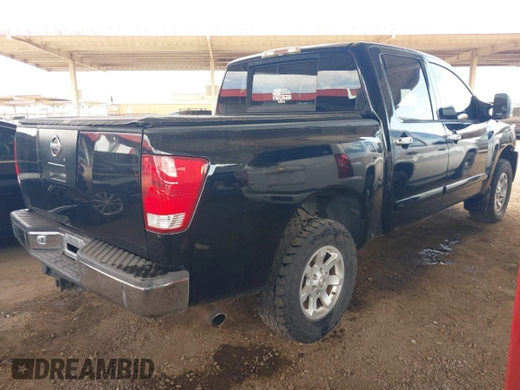 2006 Nissan Titan LE z VIN 1N6AA07B86N558017, wystawiony jako IAAI lot #42179803 z przebiegiem 185 367 mil mil oraz . Historia ofert i sprzedaży dostępna na DreamBid. Obrazek 4.
