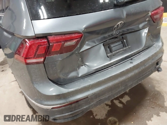 2024 Volkswagen Tiguan S with VIN 3VVFB7AX0RM183789, listed as a IAAI auction lot 41445847 with 1,500 mi miles and . Bid and sale history available at DreamBid. Image 6.