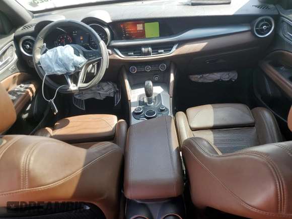2019 Alfa Romeo Stelvio Ti Sport z VIN ZASPAKBN4K7C50293, wystawiony jako Copart lot #43664025 z przebiegiem 49 382 mil mil oraz Nie do naprawy • Non repairable. Historia ofert i sprzedaży dostępna na DreamBid. Obrazek 8.