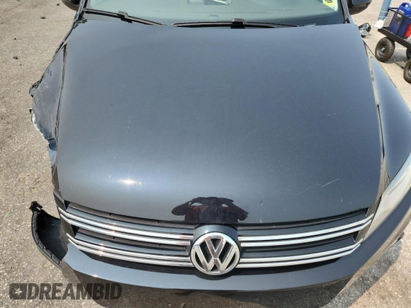 2016 Volkswagen Tiguan S z VIN WVGAV7AX8GW561222, wystawiony jako Copart lot #59292375 z przebiegiem 112 174 mil mil oraz Szkoda całkowita • Salvage title. Historia ofert i sprzedaży dostępna na DreamBid. Obrazek 11.