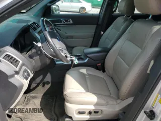 2013 Ford Explorer XLT z VIN 1FM5K7D80DGB81456, wystawiony jako Copart lot #56391335 z przebiegiem 133 204 mil mil oraz Szkoda całkowita • Salvage title. Historia ofert i sprzedaży dostępna na DreamBid. Obrazek 7.
